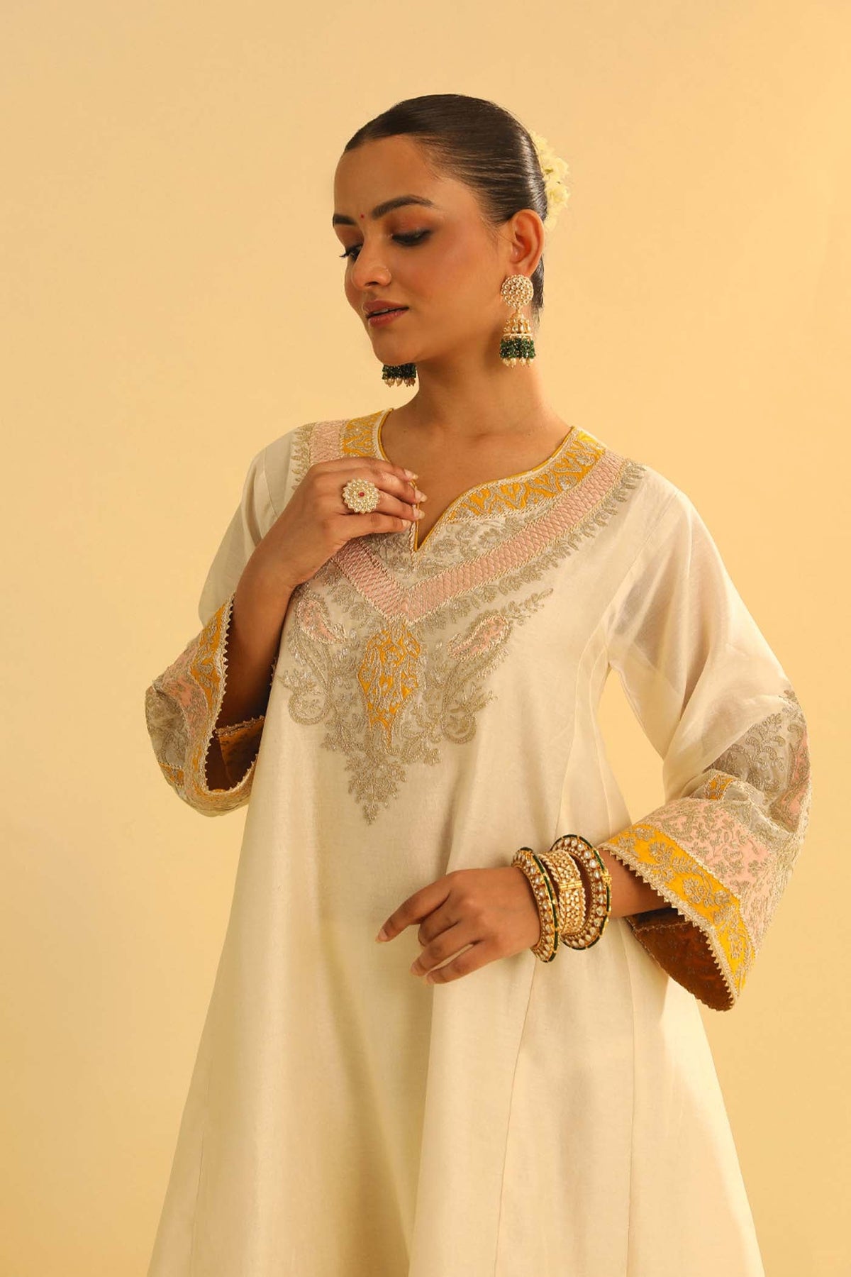 MEHRISH - DAISY IVORY SHORT KALIDAAR CHOGA WITH SALWAR (LXRTS)