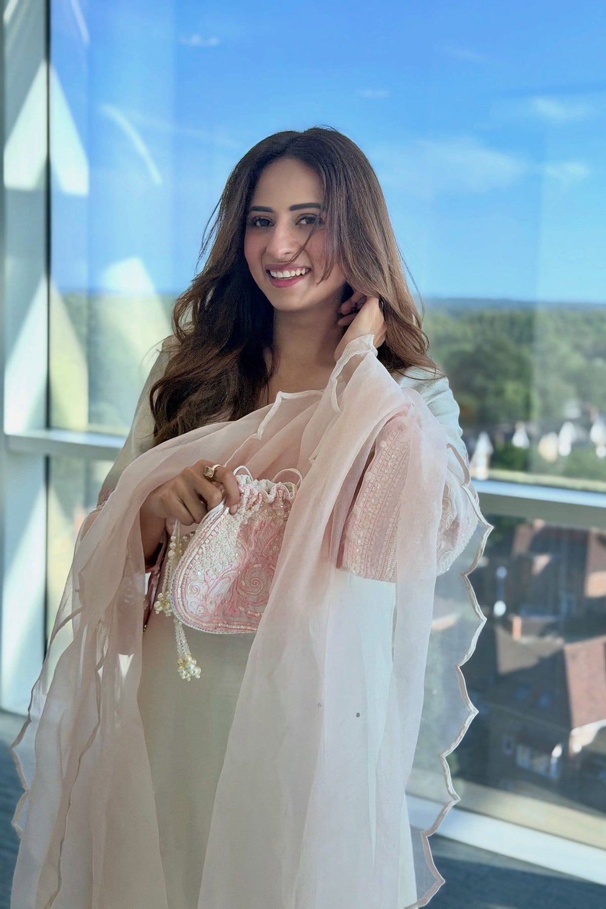 Sarggun mehta In SAHABAT - DAISY IVORY WITH PINK KAAFTAN WITH SALWAR