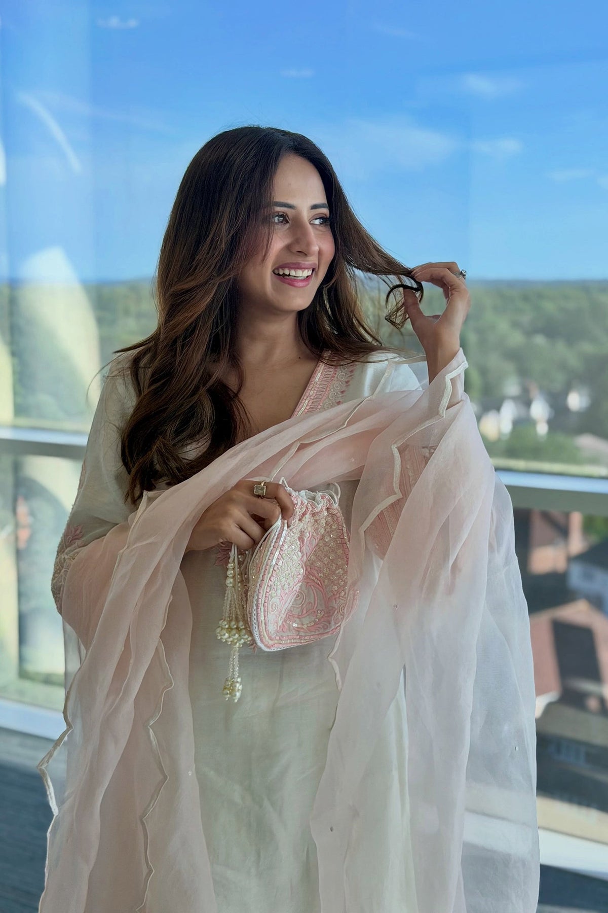 Sarggun mehta In SAHABAT - DAISY IVORY WITH PINK KAAFTAN WITH SALWAR