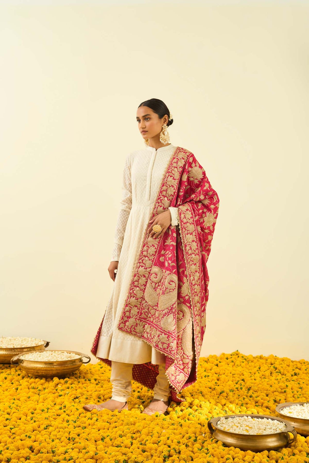 Rani Hotpink Floral Tilla Embroidery Odhni