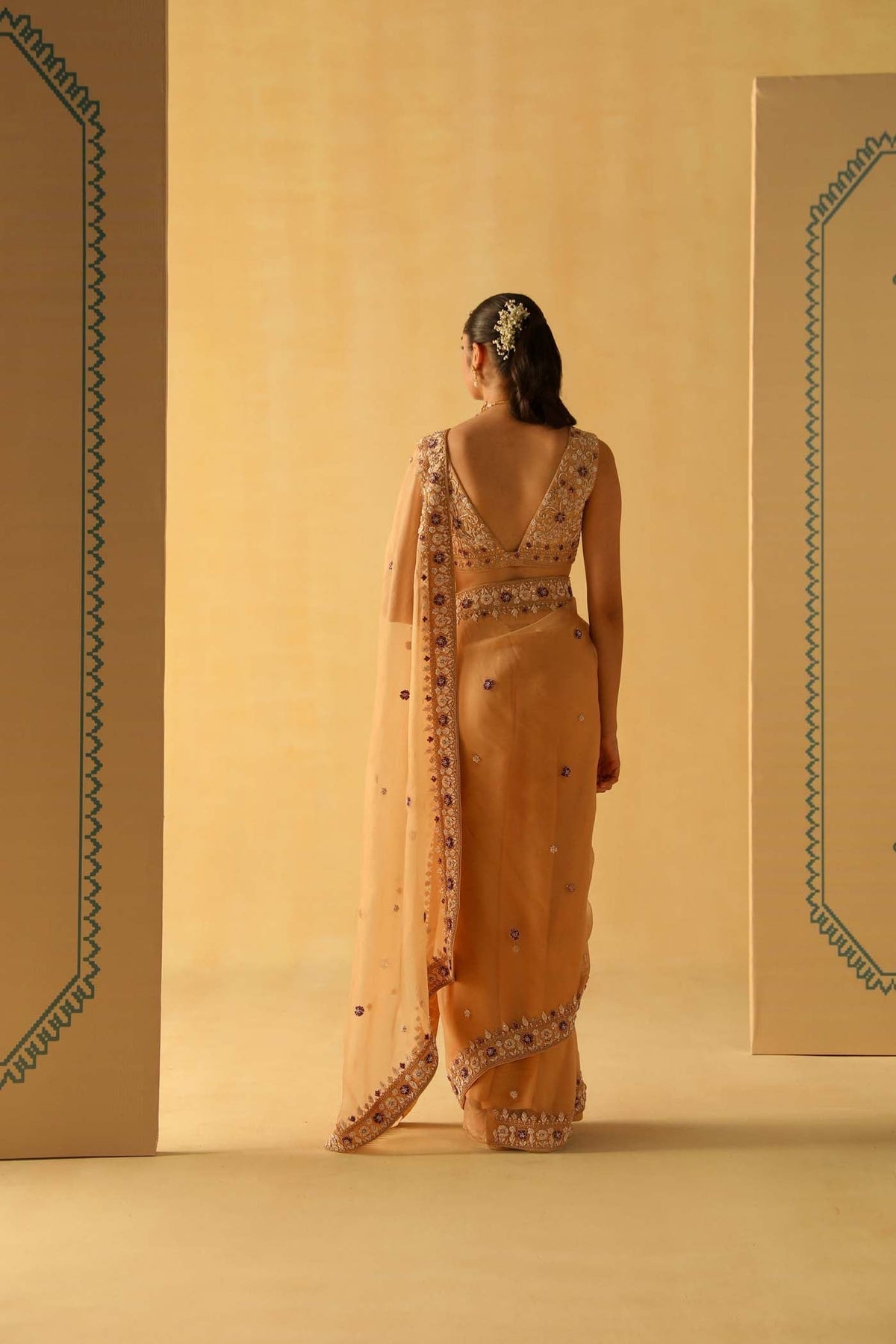 Hannah - Gold Saree Set (Lxrts)