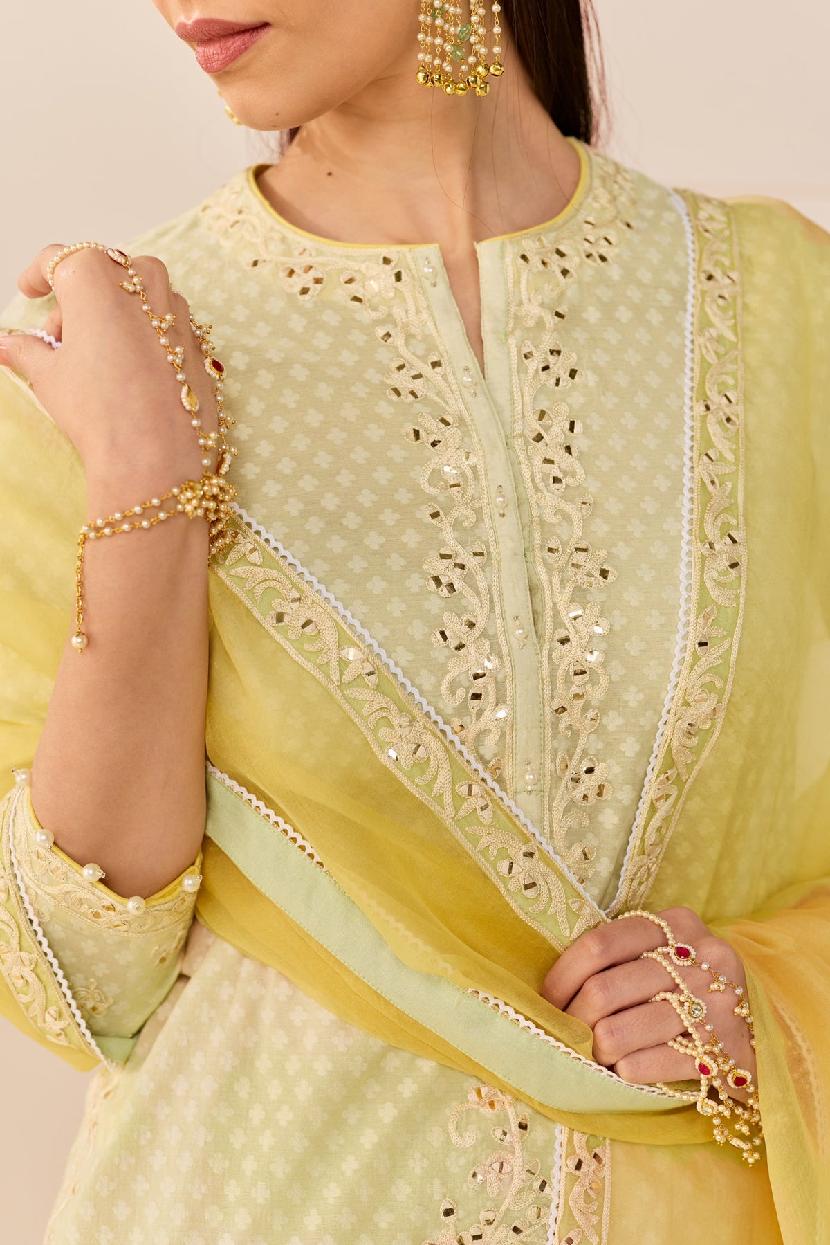 Yasneen - Mint Green Short Kurta With Garara And Dupatta