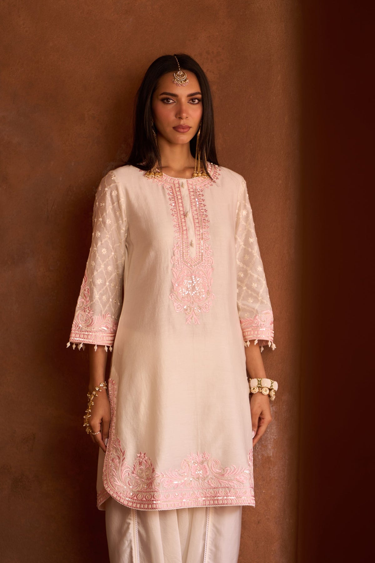 Dipti Dhillon In RUHI - DAISY IVORY WITH PINK SHORT KURTA AND DHOTI