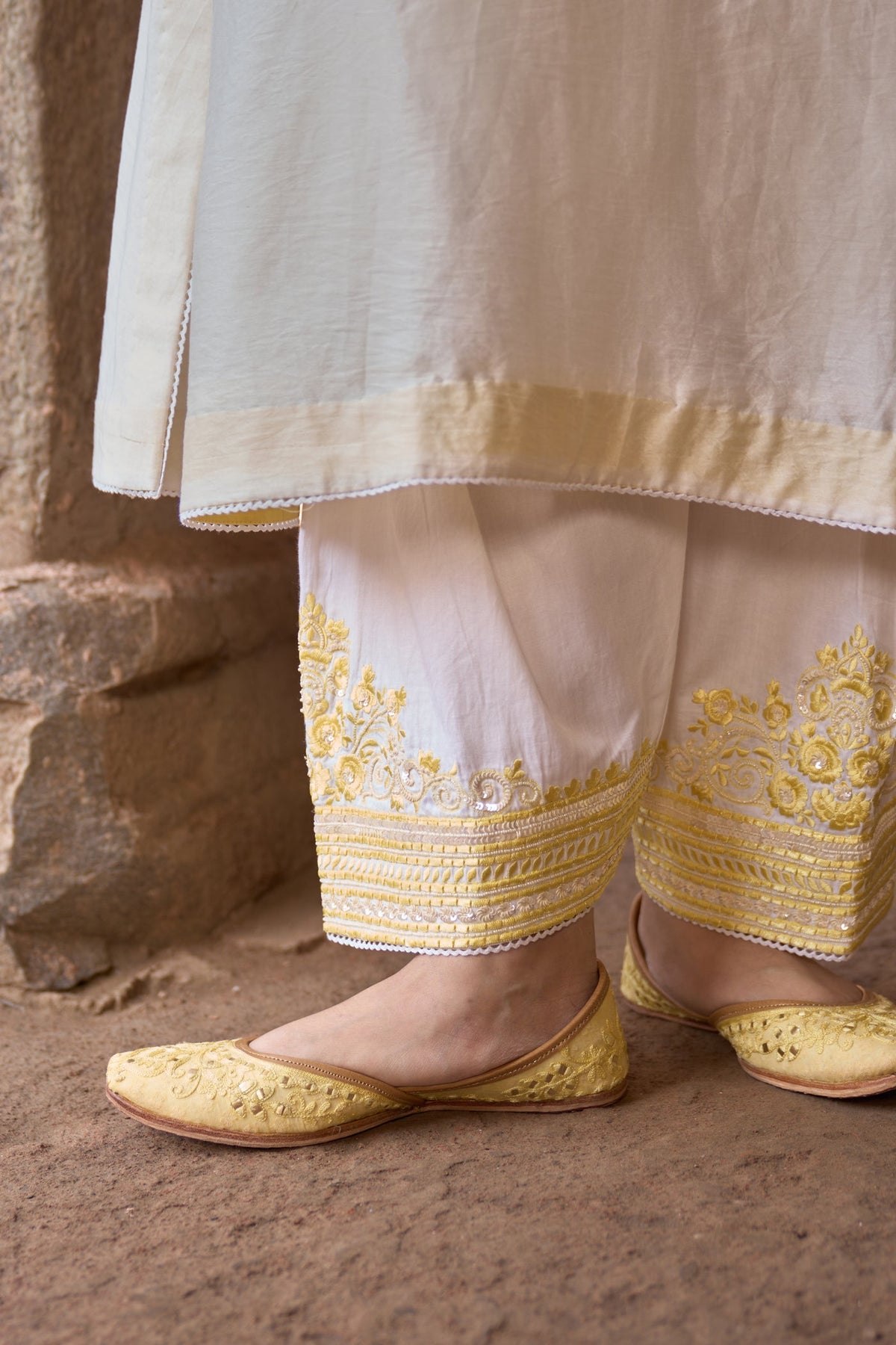 SAHABAT - DAISY IVORY WITH LEMON YELLOW KAAFTAN WITH SALWAR (LXRTS)
