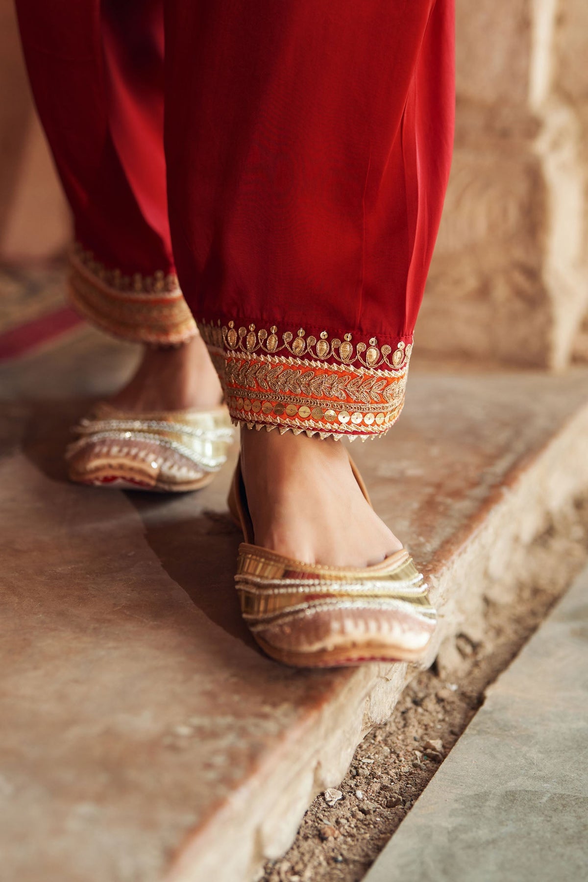 MEHWISH - DEEP RED SHORT KURTA WITH SALWAR AND DUPATTA (Lxrts)