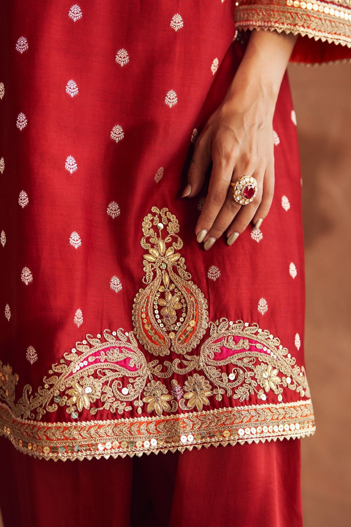 MEHWISH - DEEP RED SHORT KURTA WITH SALWAR AND DUPATTA (Lxrts)