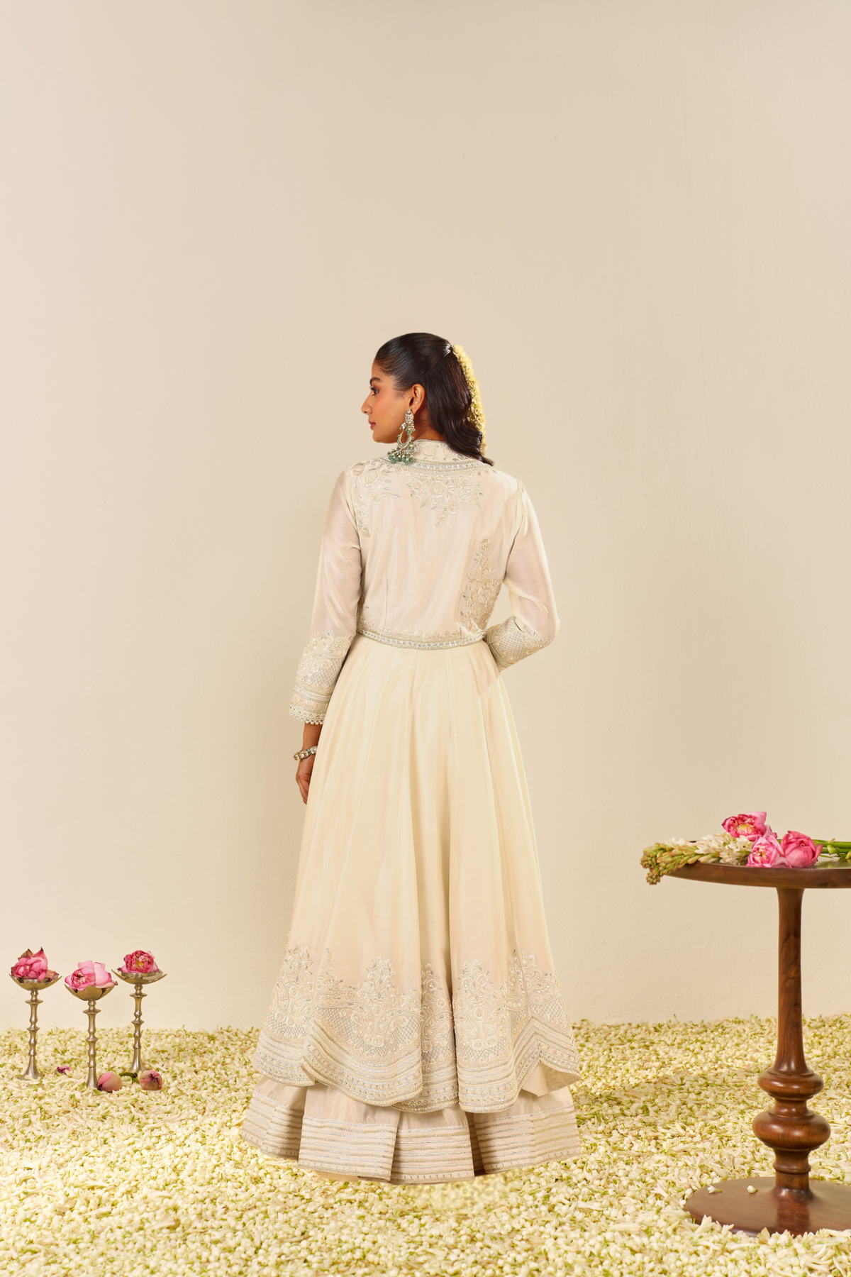 Huma Qureshi In Ameena - Daisy Ivory Long Anarkali With Skirt