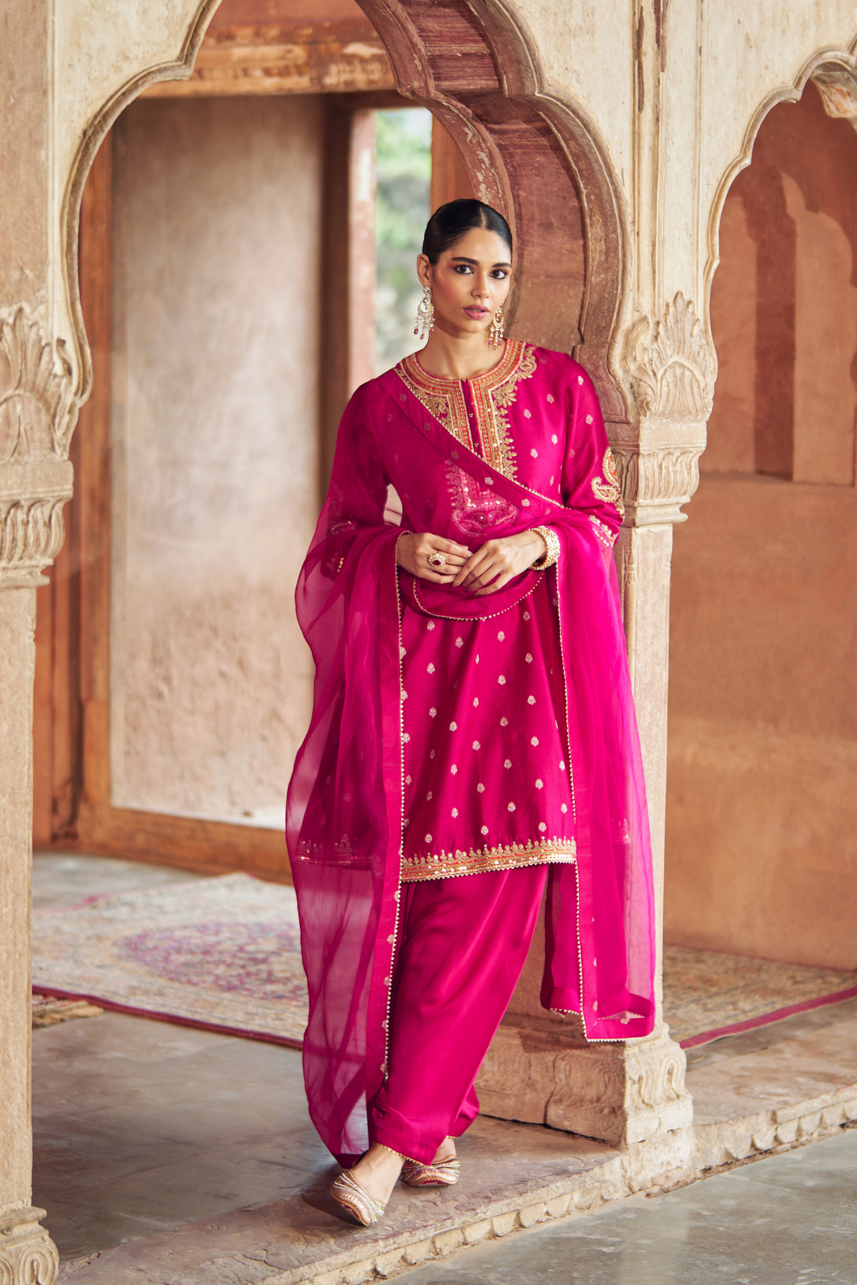 INAAYAT - Rani Hotpink CHAUGA WITH SALWAR