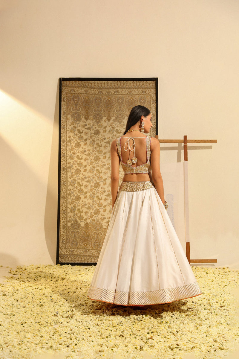 Aayan - Daisy Ivory Hand Embroidered Lehenga set with Odhni