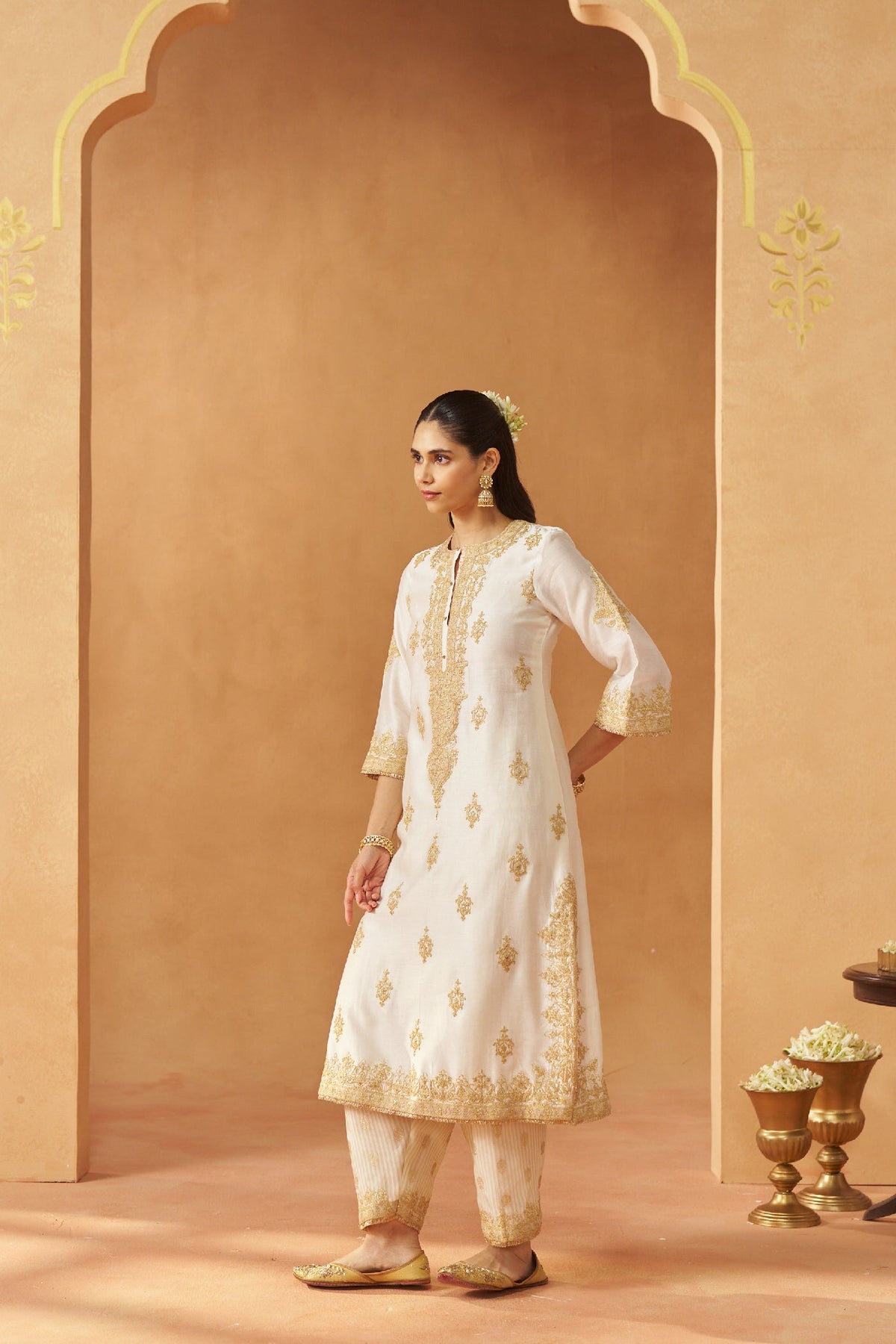 Mubina Daisy Ivory Kurta with Salwar and Dupatta (LXRTS)