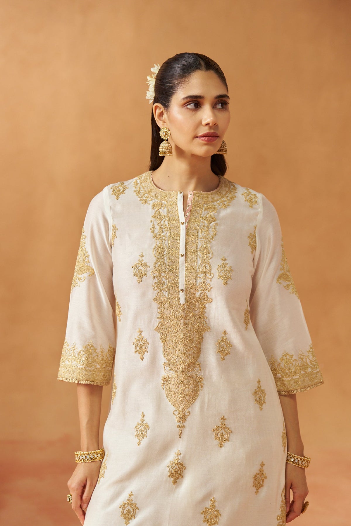 Mubina Daisy Ivory Kurta with Salwar and Dupatta (LXRTS)