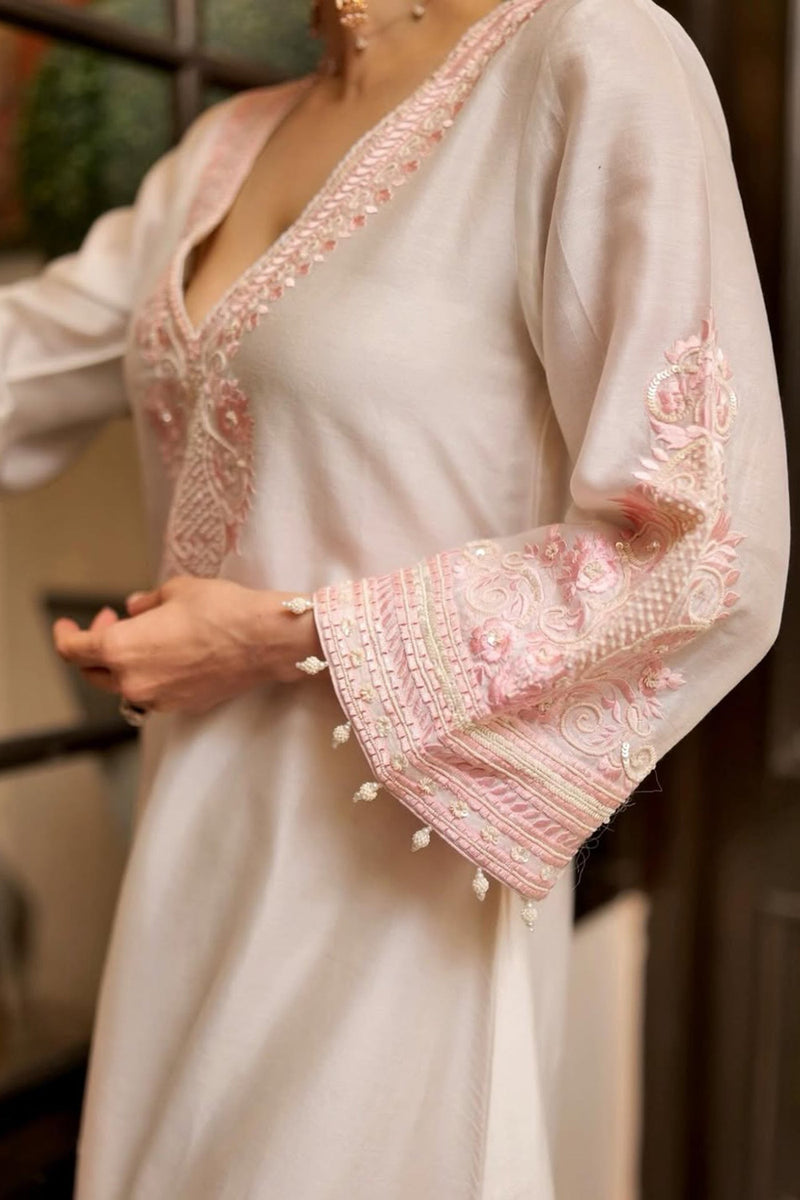 Payal Sen In SAHABAT - DAISY IVORY WITH PINK KAAFTAN WITH SALWAR