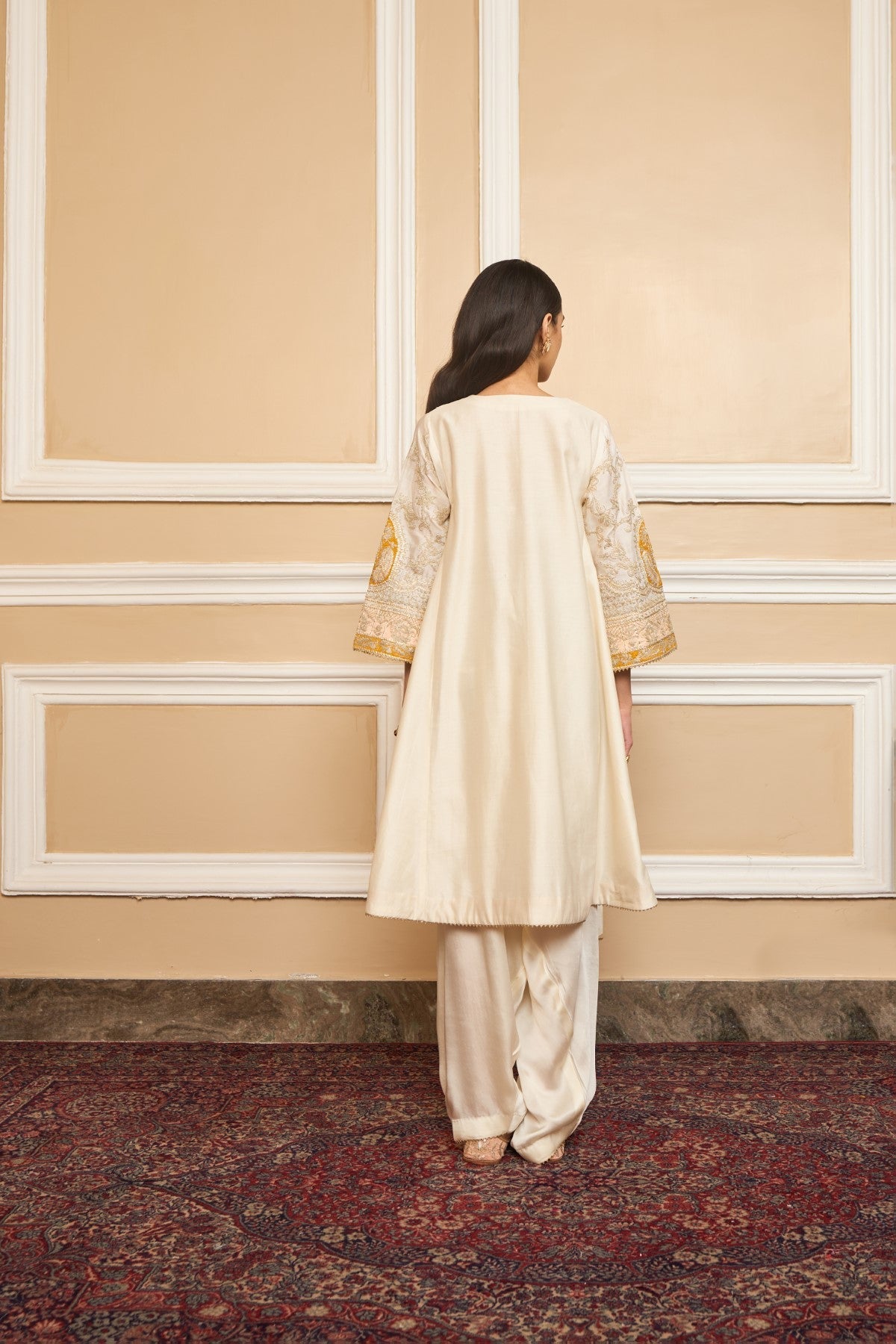 Anna Malhotra IN MOHSINA - DAISY IVORY SHORT KALIDAAR CHOGA WITH SALWAR