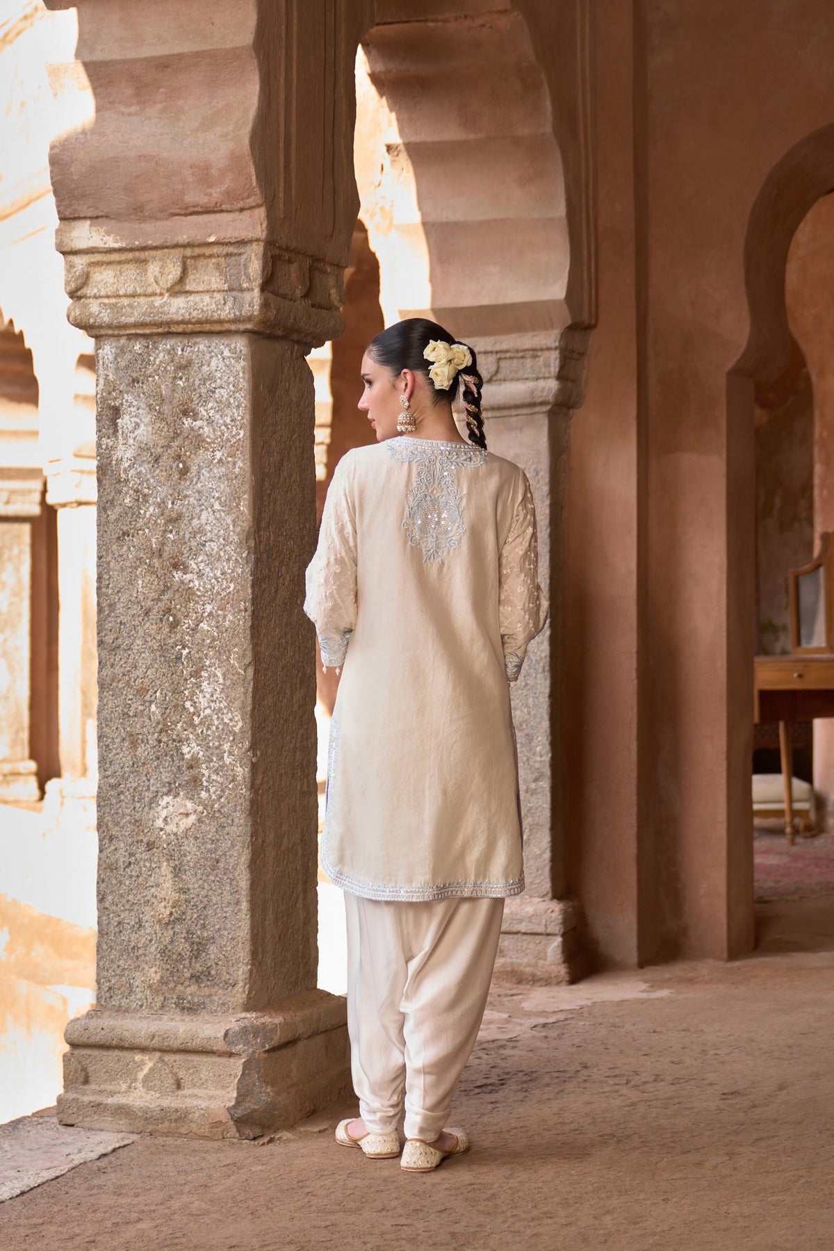 RUHI - DAISY IVORY WITH BLUE SHORT KURTA AND DHOTI (LXRTS)