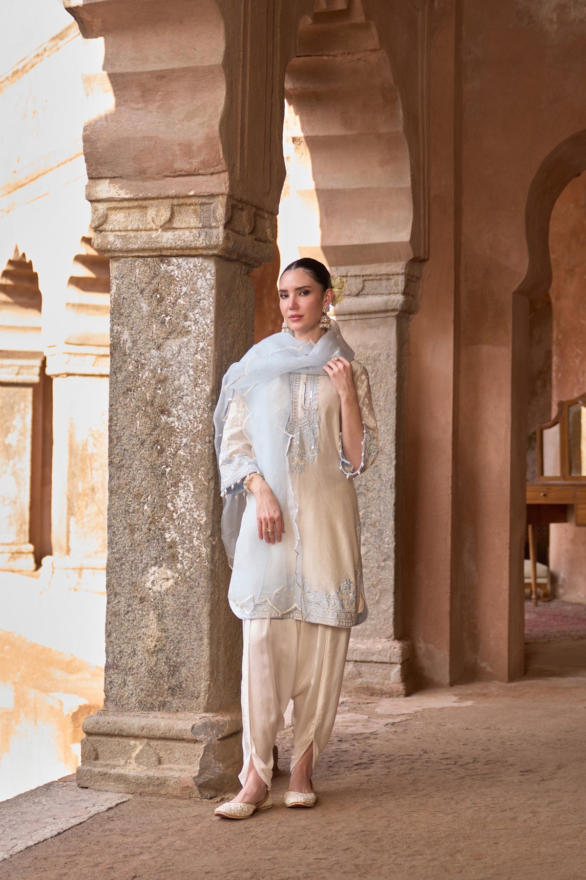 RUHI - DAISY IVORY WITH BLUE SHORT KURTA AND DHOTI (LXRTS)