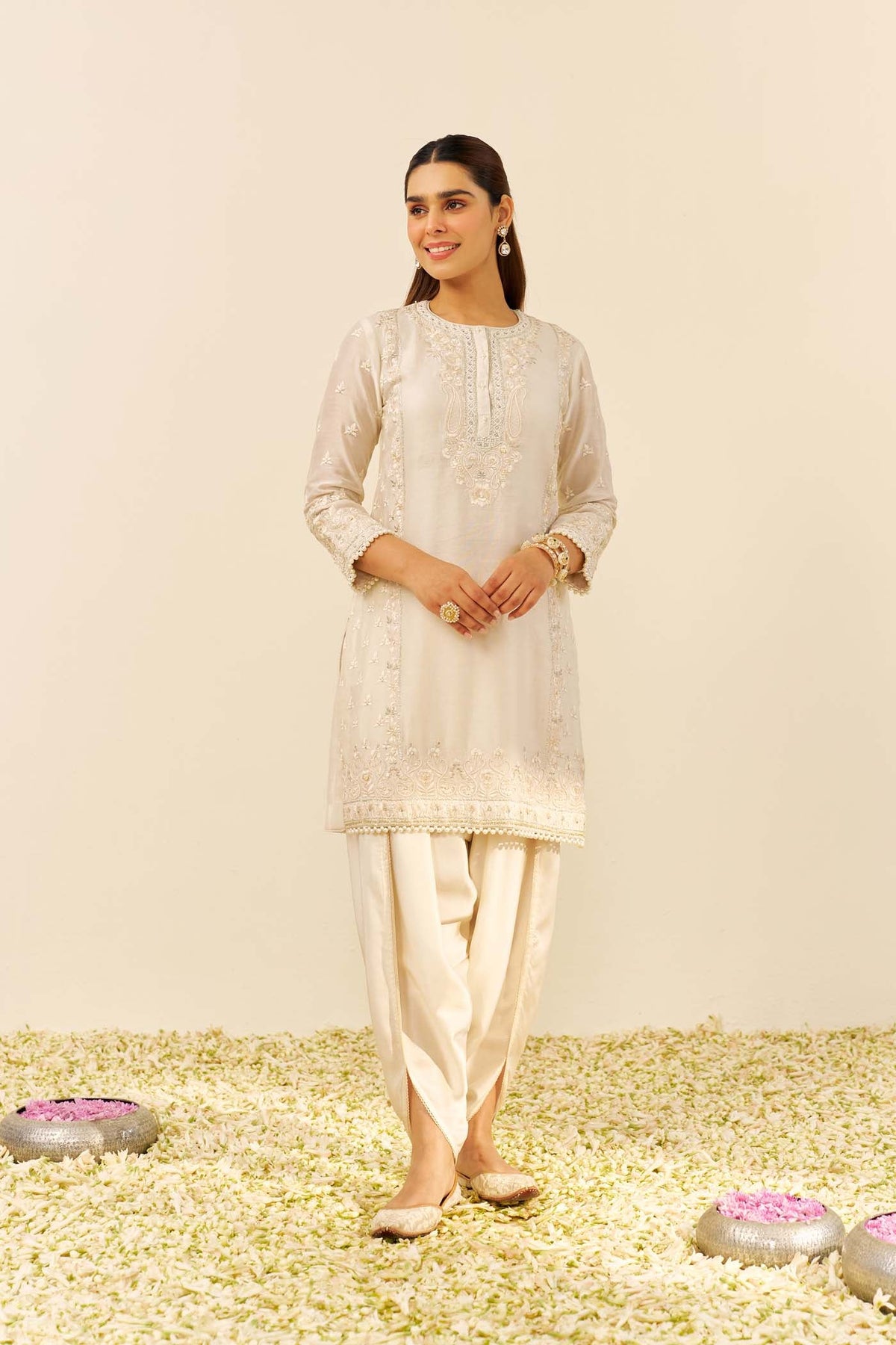 ZAISHA - Daisy Ivory SHORT KURTA WITH DHOTI