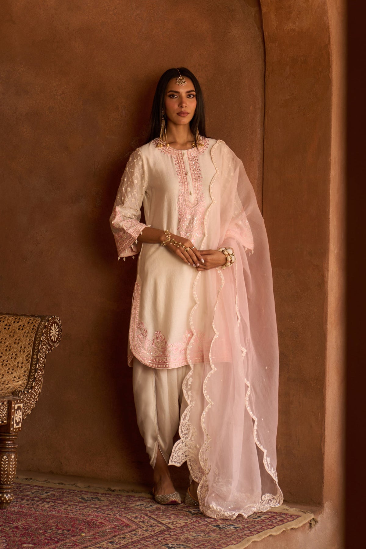 Dipti Dhillon In RUHI - DAISY IVORY WITH PINK SHORT KURTA AND DHOTI