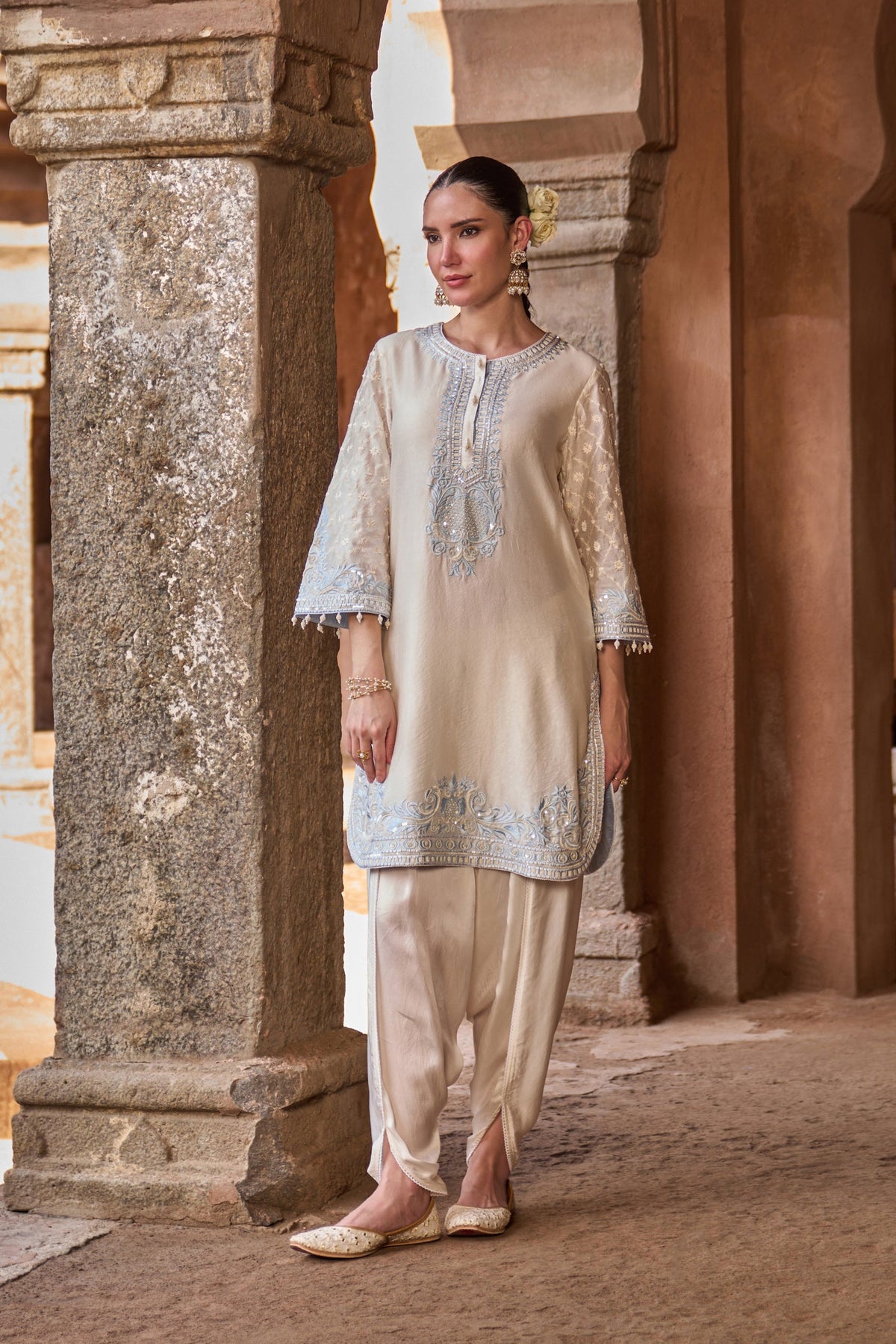 RUHI - DAISY IVORY WITH BLUE SHORT KURTA AND DHOTI (LXRTS)